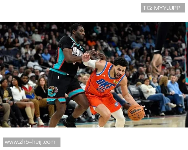 2014年NBA季后赛雷霆与灰熊激战回顾：一场扣人心弦的对决与精彩瞬间